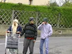 Zwei Schwänze für ein scharfes blondes Weib